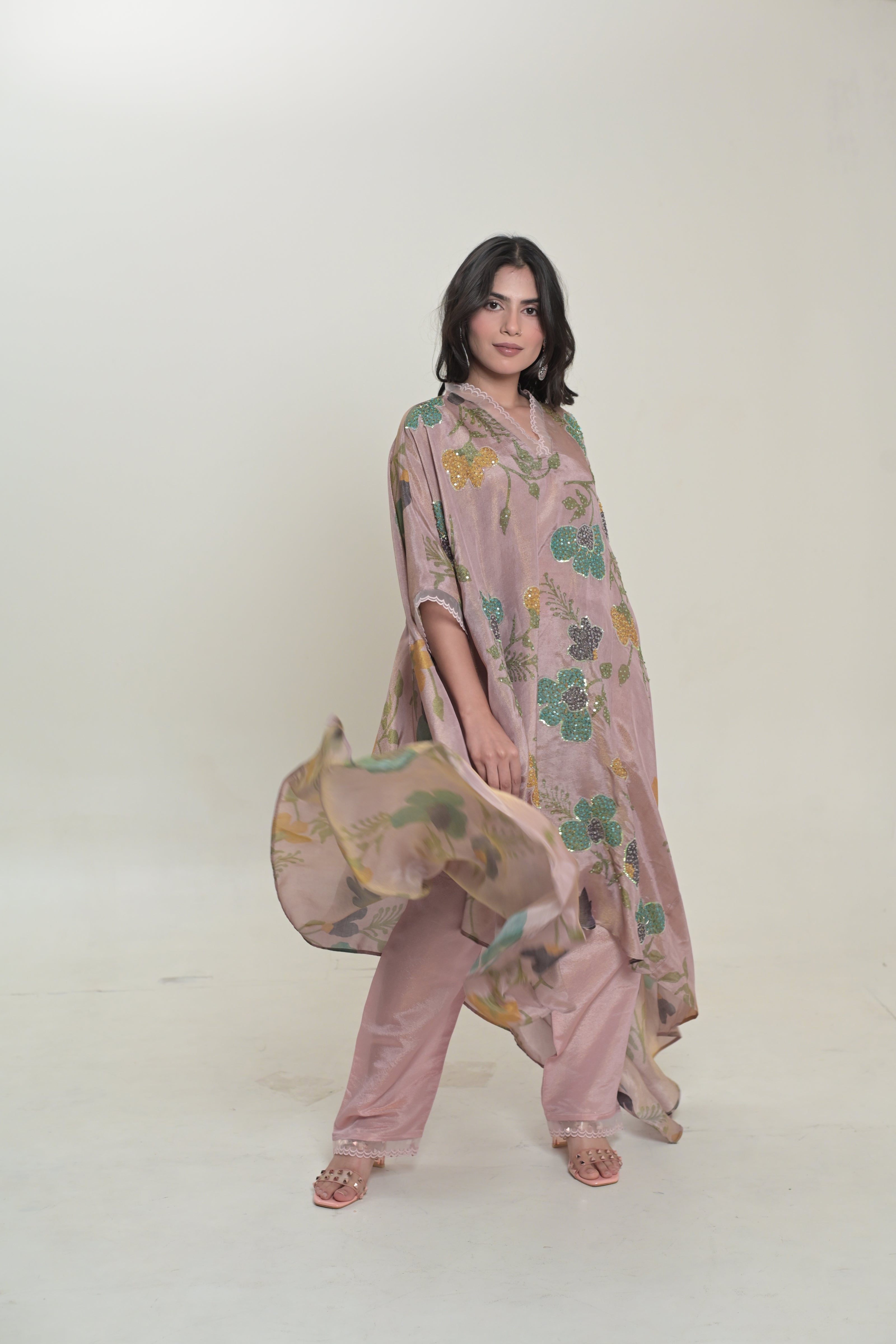 Printed Tissue Crepe Free-style Suit
